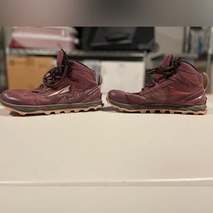 Altra, Lone Peak 4.0 Mid RSM, DARK PORT/LIGHT ROSE, 9, Women's